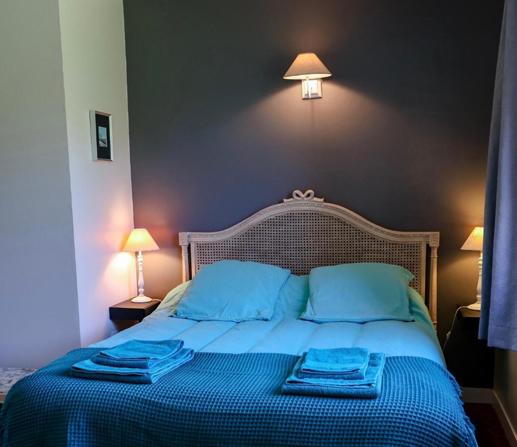 Domaine De Montbarri Bed and Breakfast La Tour-sur-Orb Εξωτερικό φωτογραφία